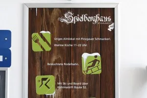 Plakate bei Bergbahnen